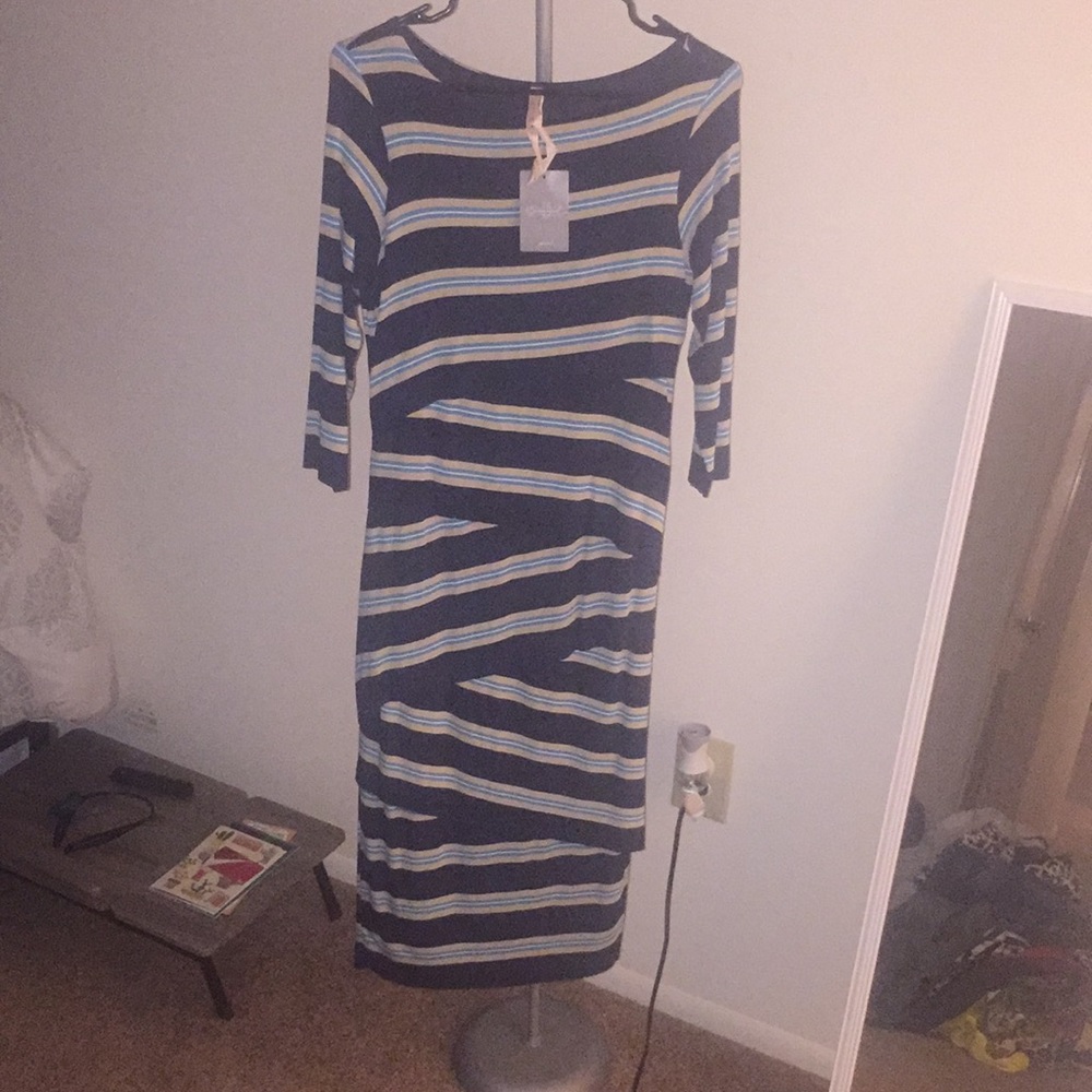 Navy blue striped 3 1/4 sleeve layered dress